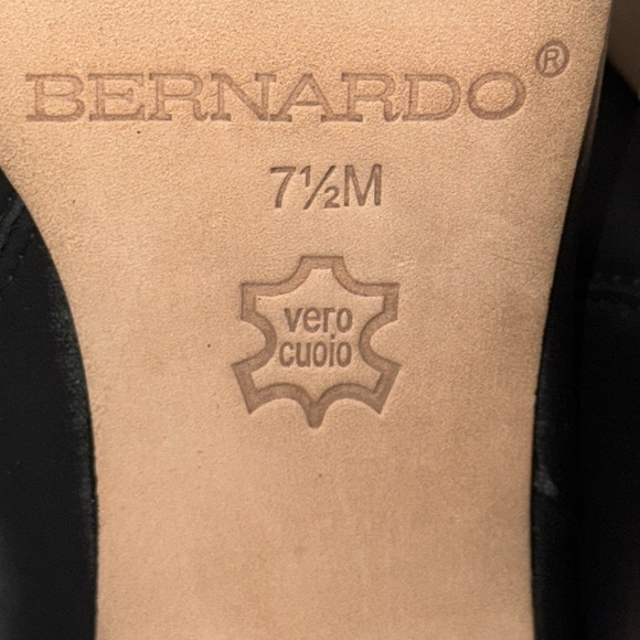 Bernardo Honour Ankle Boot w Metal Fringe Black Leather Bootie Women’s 7.5 - Picture 13 of 14